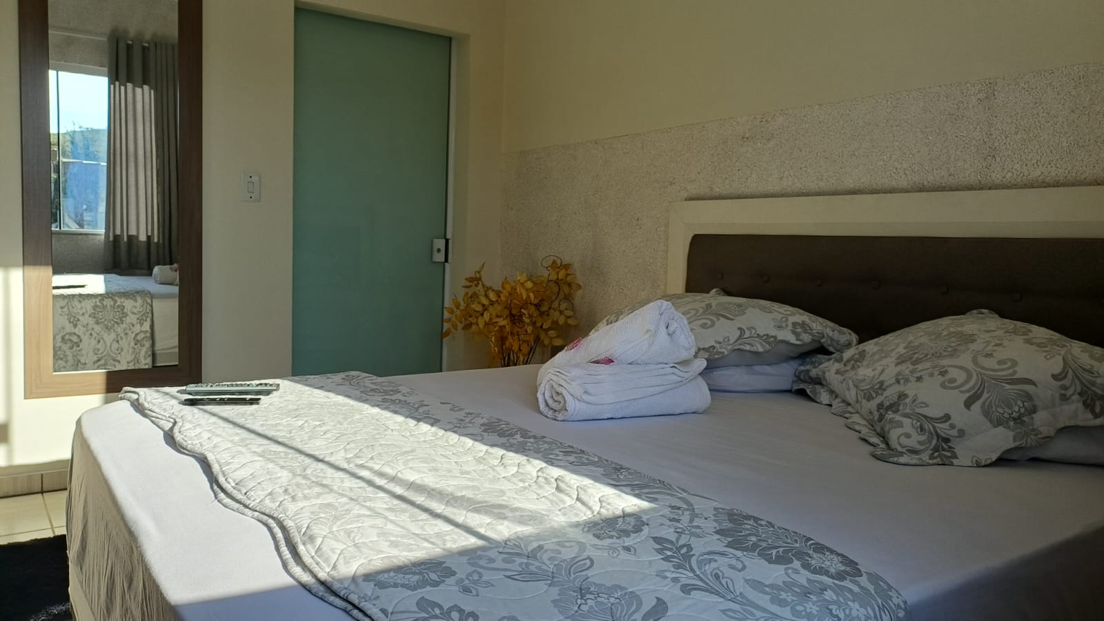 Quarto da Casa Angillyn Suíte com cama Queen